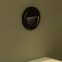 Carica l'immagine nel visualizzatore di Gallery, V-TAC FARETTO SEGNAPASSO LED A MONTAGGIO SUPERFICIALE ROTONDO 2W PER ESTERNO