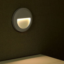 Carica l'immagine nel visualizzatore di Gallery, V-TAC FARETTO SEGNAPASSO LED A MONTAGGIO SUPERFICIALE ROTONDO 2W PER ESTERNO