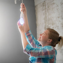 Carica l'immagine nel visualizzatore di Gallery, V-TAC SMART LAMPADINA LED WI-FI E27 15W BULB A65 RGB+W 4IN1 DIMMERABILE