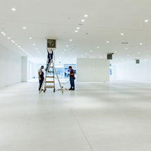 Carica l'immagine nel visualizzatore di Gallery, V-TAC PORTAFARETTO ORIENTABILE DA INCASSO PER LAMPADINE GU10 E GU5.3