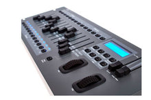 Carica l'immagine nel visualizzatore di Gallery, Showtec SM-16/2