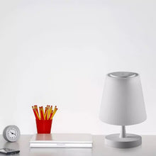 Carica l'immagine nel visualizzatore di Gallery, OFFERTA Lampada LED da Tavolo Ricaricabile a Batteria Cromata 3000K <BR><font face="Times New Roman" size="5" color="#ff0000">TRASPORTO INCLUSO</font>