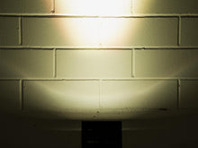 Cargar imagen en el visor de la galería, Eurolite Akku UP-4 QCL Spot QuickDMX