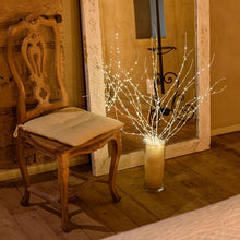 Carica l'immagine nel visualizzatore di Gallery, Ramo decorativo bianco h 100 cm, microled bianco caldo