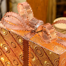 Carica l'immagine nel visualizzatore di Gallery, Pacco Regalo rame, 50 led bianco caldo