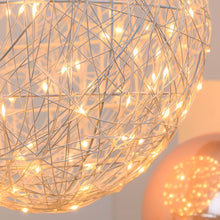 Carica l'immagine nel visualizzatore di Gallery, Sfera luminosa bianca da appendere, microled bianco oppure rossa extra caldo