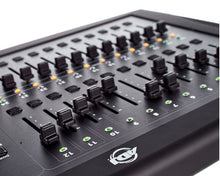 Carica l'immagine nel visualizzatore di Gallery, ADJ Scene Setter 24