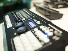 Carica l'immagine nel visualizzatore di Gallery, Eurolite DMX Move Controller 512 PRO