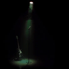 Cargar imagen en el visor de la galería, Cameo Flat PAR RGB 10 IR white