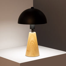 Carica l'immagine nel visualizzatore di Gallery, LAMPADA DA TAVOLO CARISMA