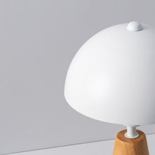 Carica l'immagine nel visualizzatore di Gallery, LAMPADA DA TAVOLO CARISMA