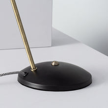 Carica l'immagine nel visualizzatore di Gallery, LAMPADA DA TAVOLO JOB