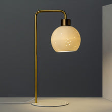 Carica l'immagine nel visualizzatore di Gallery, LAMPADA DA TAVOLO STAR