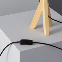 Carica l'immagine nel visualizzatore di Gallery, LAMPADA DA TAVOLO TRIO