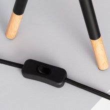 Carica l'immagine nel visualizzatore di Gallery, LAMPADA DA TAVOLO TRIPODE