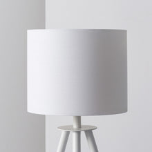 Carica l'immagine nel visualizzatore di Gallery, LAMPADA DA TAVOLO TRIPODE