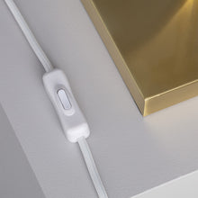 Carica l'immagine nel visualizzatore di Gallery, LAMPADA DA TAVOLO SHAPE