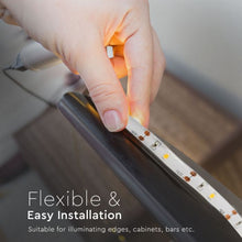 Carica l&#39;immagine nel visualizzatore di Gallery, OFFERTA  STRISCIA LED 2,4W A BATTERIA CON SENSORE IP65 &lt;BR&gt;&lt;font face=&quot;Times New Roman&quot; size=&quot;5&quot; color=&quot;#ff0000&quot;&gt;TRASPORTO INCLUSO&lt;/font&gt;
