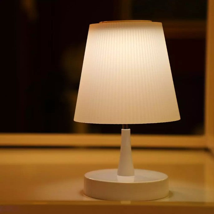 OFFERTA Lampada LED da Tavolo Ricaricabile a Batteria Cromata 3000K <BR><font face=