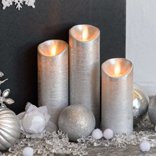 Carica l&#39;immagine nel visualizzatore di Gallery, Set 3 candele argento, oro e rame con telecomando, led bianco caldo
