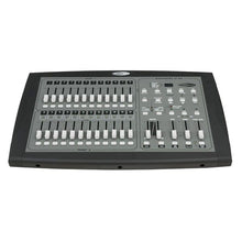 Carica l&#39;immagine nel visualizzatore di Gallery, Showtec Showmaster 24 MKII
