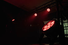 Carica l&#39;immagine nel visualizzatore di Gallery, Eurolite LED 7C-7 Silent Slim Spot
