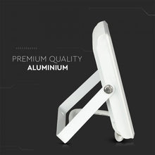 Carica l&#39;immagine nel visualizzatore di Gallery, V-TAC E-SERIES FARO LED SMD 30W ULTRA SOTTILE DA ESTERNO
