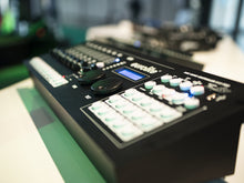 Carica l&#39;immagine nel visualizzatore di Gallery, Eurolite DMX Move Controller 512 PRO
