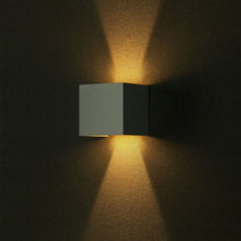 Carica l&#39;immagine nel visualizzatore di Gallery, V-TAC  LAMPADA DA MURO WALL LIGHT  CON DOPPIO LED COB
