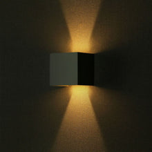 Carica l&#39;immagine nel visualizzatore di Gallery, V-TAC LAMPADA DA MURO WALL LIGHT BIANCA CON DOPPIO LED COB 12W
