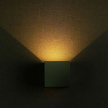 Cargar imagen en el visor de la galería, V-TAC  LAMPADA DA MURO WALL LIGHT  CON DOPPIO LED COB
