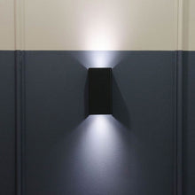 Carica l&#39;immagine nel visualizzatore di Gallery, V-TAC PORTALAMPADA DOPPIO WALL LIGHT DA MURO PER 2 LAMPADINE GU10 IP44

