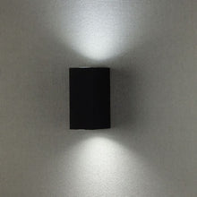 Carica l&#39;immagine nel visualizzatore di Gallery, V-TAC PORTALAMPADA DOPPIO WALL LIGHT DA MURO PER 2 LAMPADINE GU10 IP44
