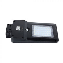 Cargar imagen en el visor de la galería, V-TAC LAMPADA STRADALE LED 15W LAMPIONE SMD CON PANNELLO SOLARE
