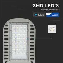 Carica l&#39;immagine nel visualizzatore di Gallery, V-TAC LAMPADA STRADALE LED 50W LAMPIONE SMD CHIP SAMSUNG

