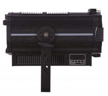 Carica l&#39;immagine nel visualizzatore di Gallery, Sagitter halo led fresnel 200w zoom 3200°k Bd. Inc
