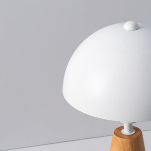 LAMPADA DA TAVOLO CARISMA