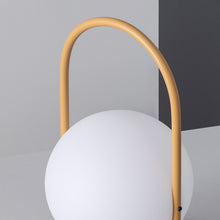 Carica l&#39;immagine nel visualizzatore di Gallery, LAMPADA DA TAVOLO HOLD
